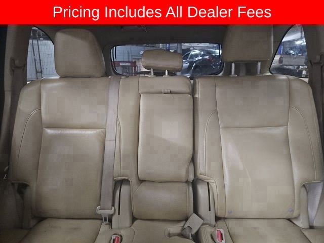 Used 2014 Toyota Highlander Plus AWD/4WD image 2