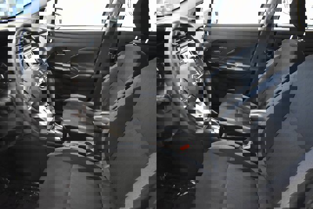 Used 2025 Nissan Versa SV image 24