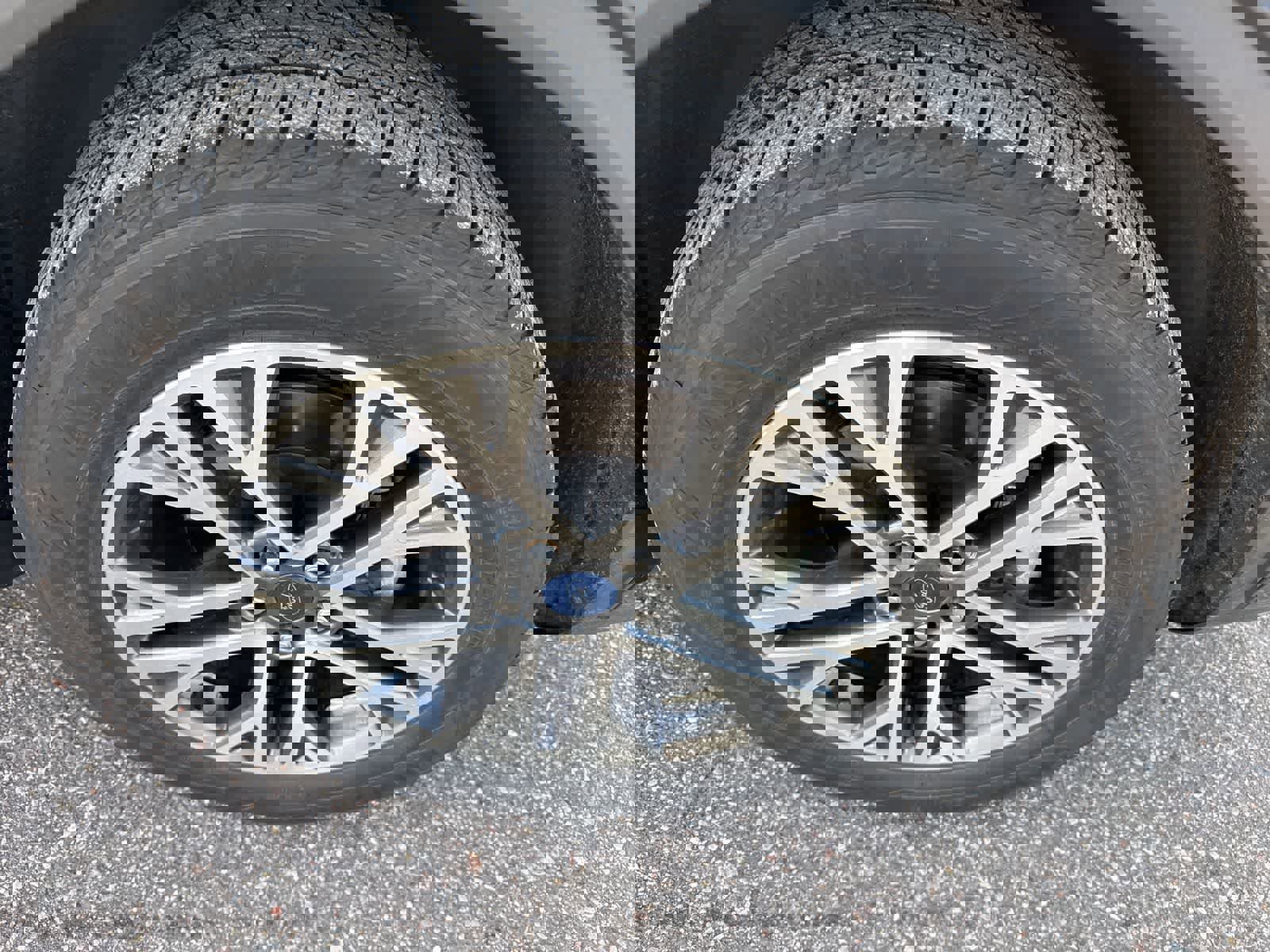 Used 2020 Ford Escape SEL image 12