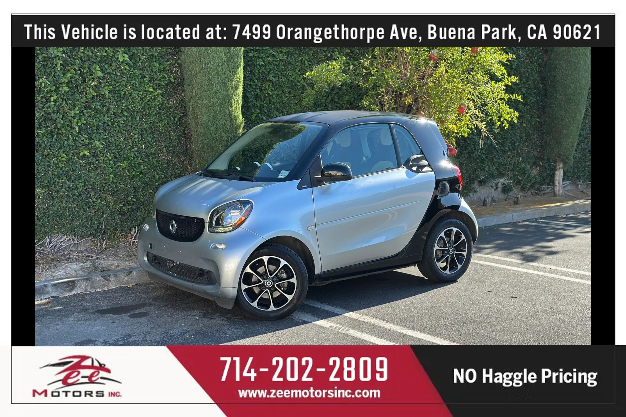 Used 2016 smart fortwo passion RWD image 13