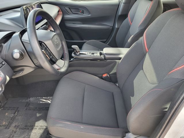 Used 2024 Toyota Prius Prime SE image 16