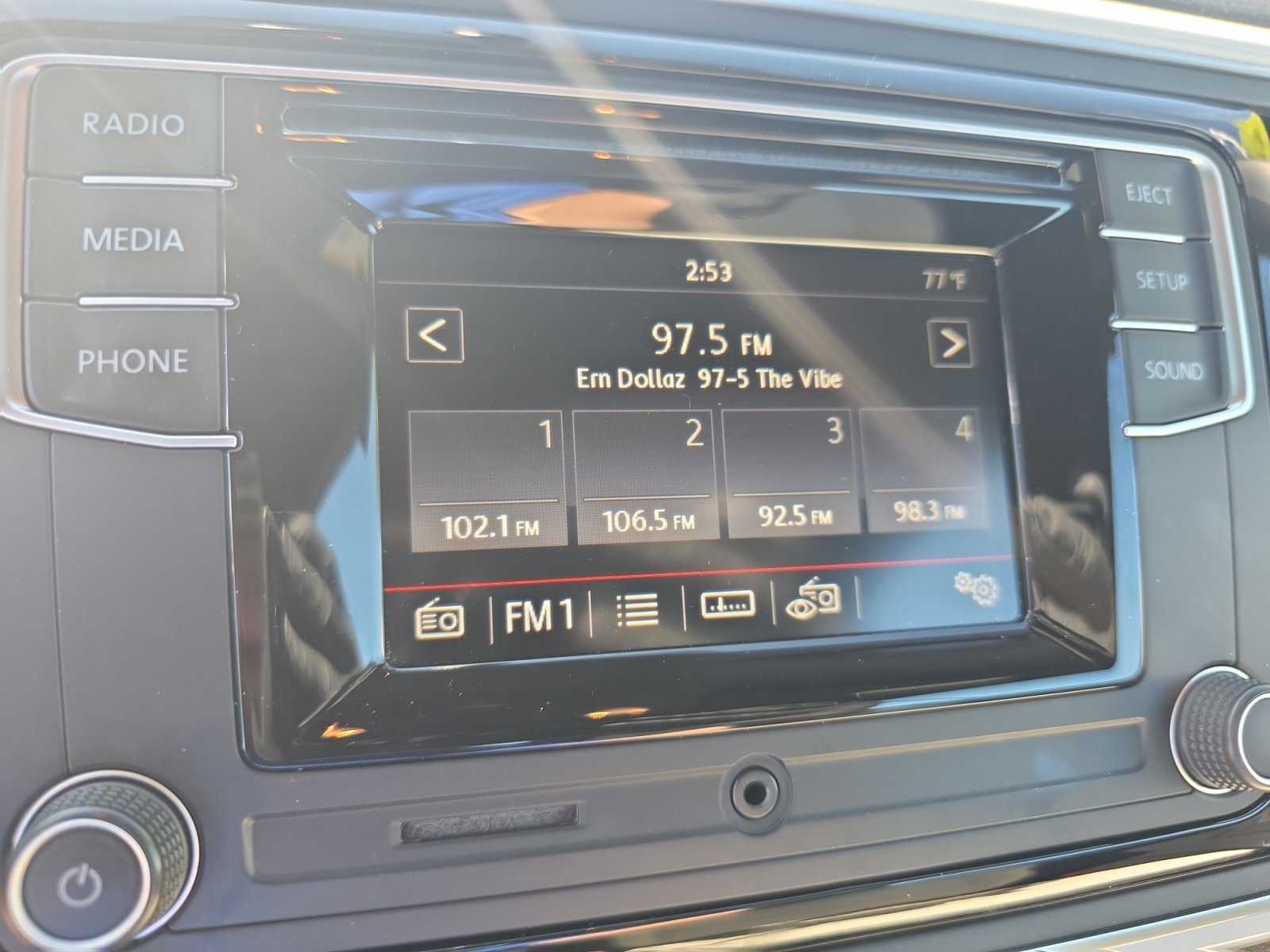 Used 2019 Volkswagen Beetle 2.0T S image 28