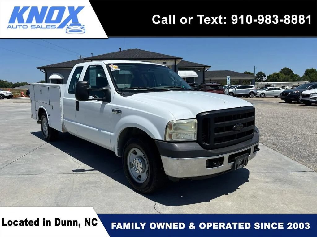 Used 2006 Ford F250 XL RWD image 1