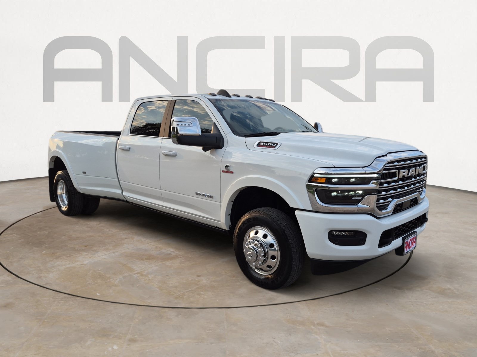 Used 2025 RAM 3500 Longhorn AWD/4WD image 4