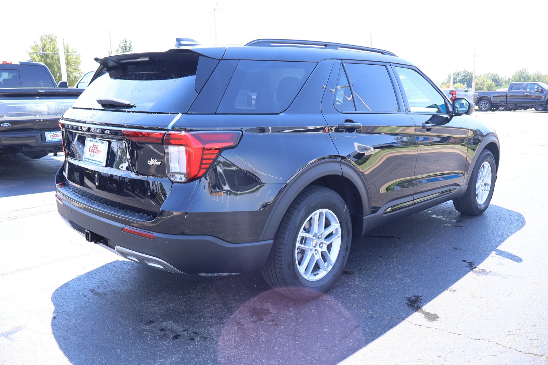 New 2026 Ford Explorer Active w/ Active Comfort Package RWD image 22