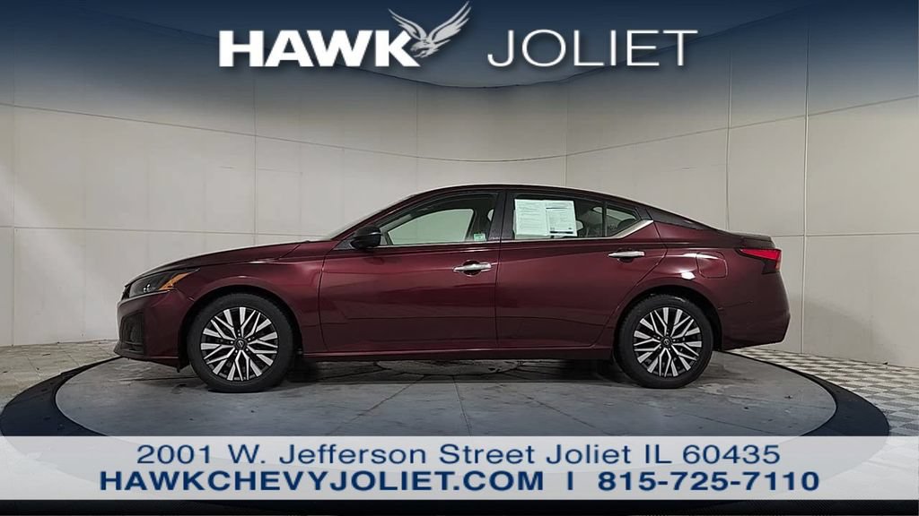 Used 2025 Nissan Altima 2.5 SV FWD image 5