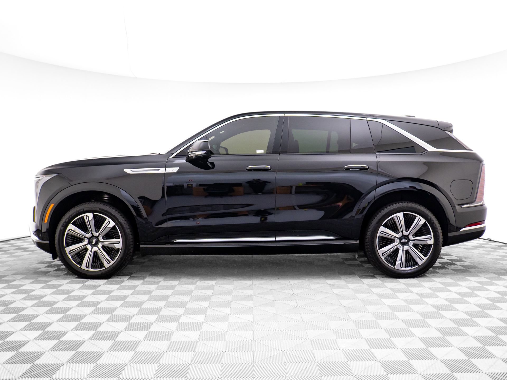 New 2025 Cadillac Escalade IQ Luxury 1 video 4