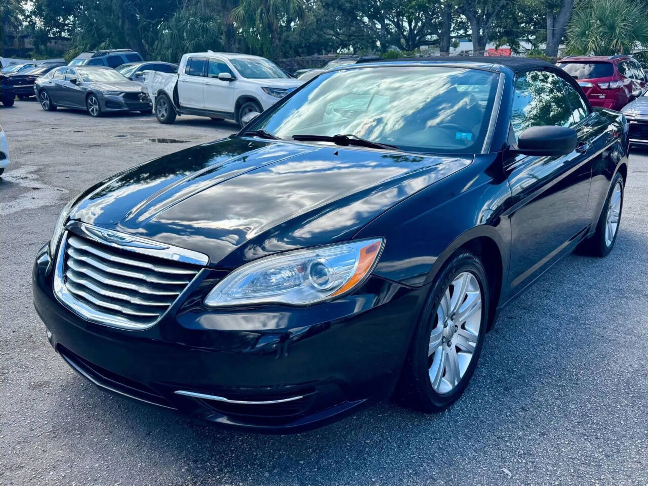 Used 2012 Chrysler 200 Touring image 18