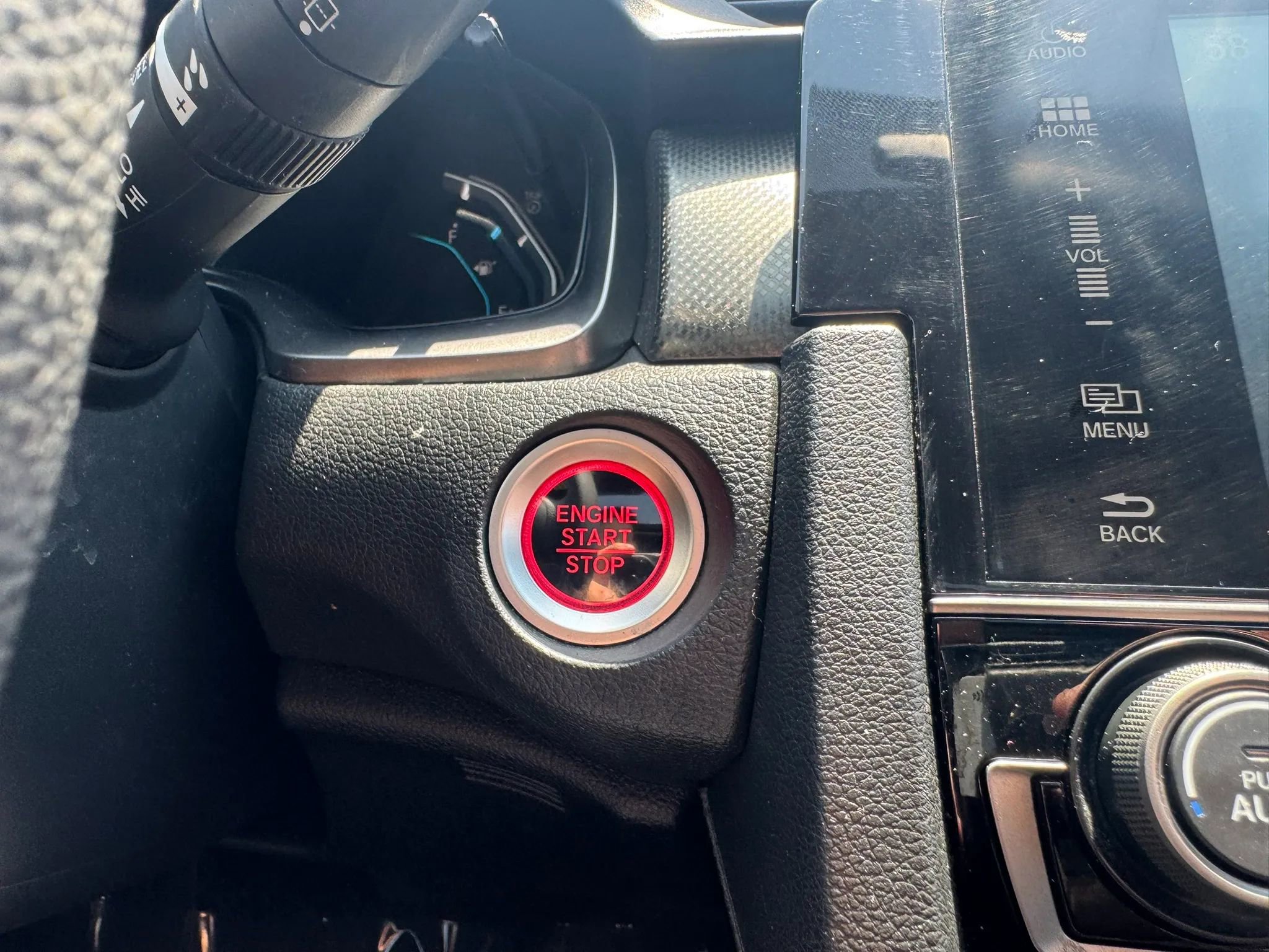 Used 2018 Honda Civic EX image 19