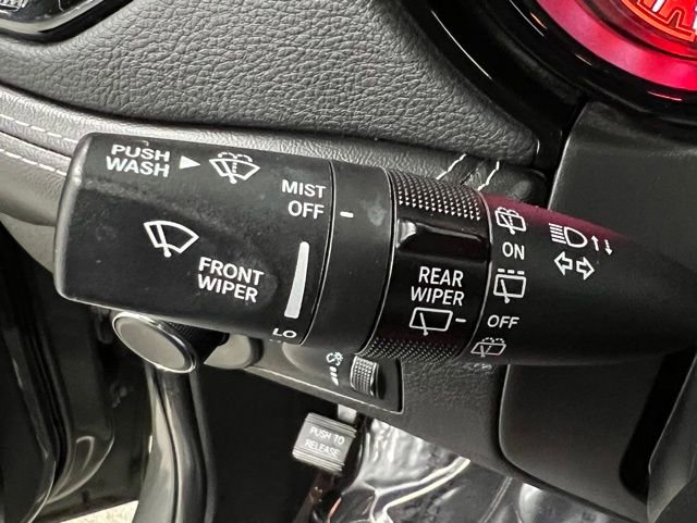 Used 2021 Dodge Durango SRT Hellcat w/ Technology Group image 29