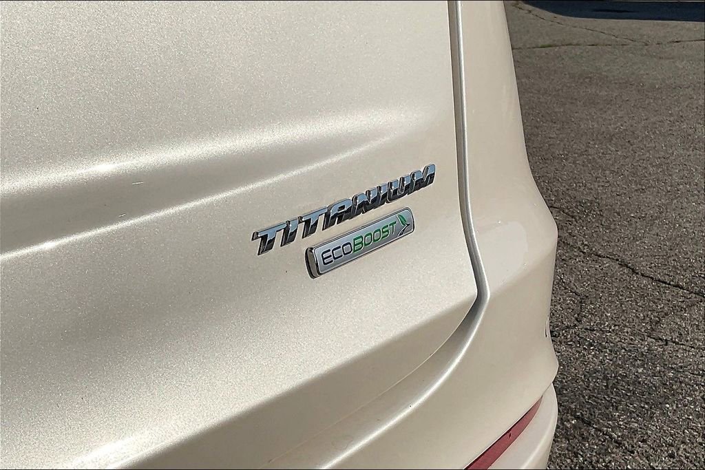 Used 2019 Ford Fusion Titanium image 32