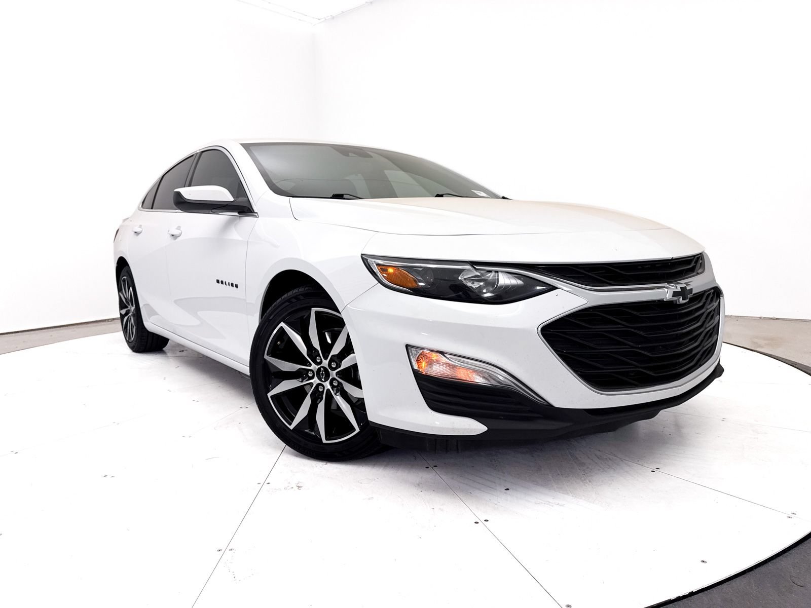 Used 2024 Chevrolet Malibu RS