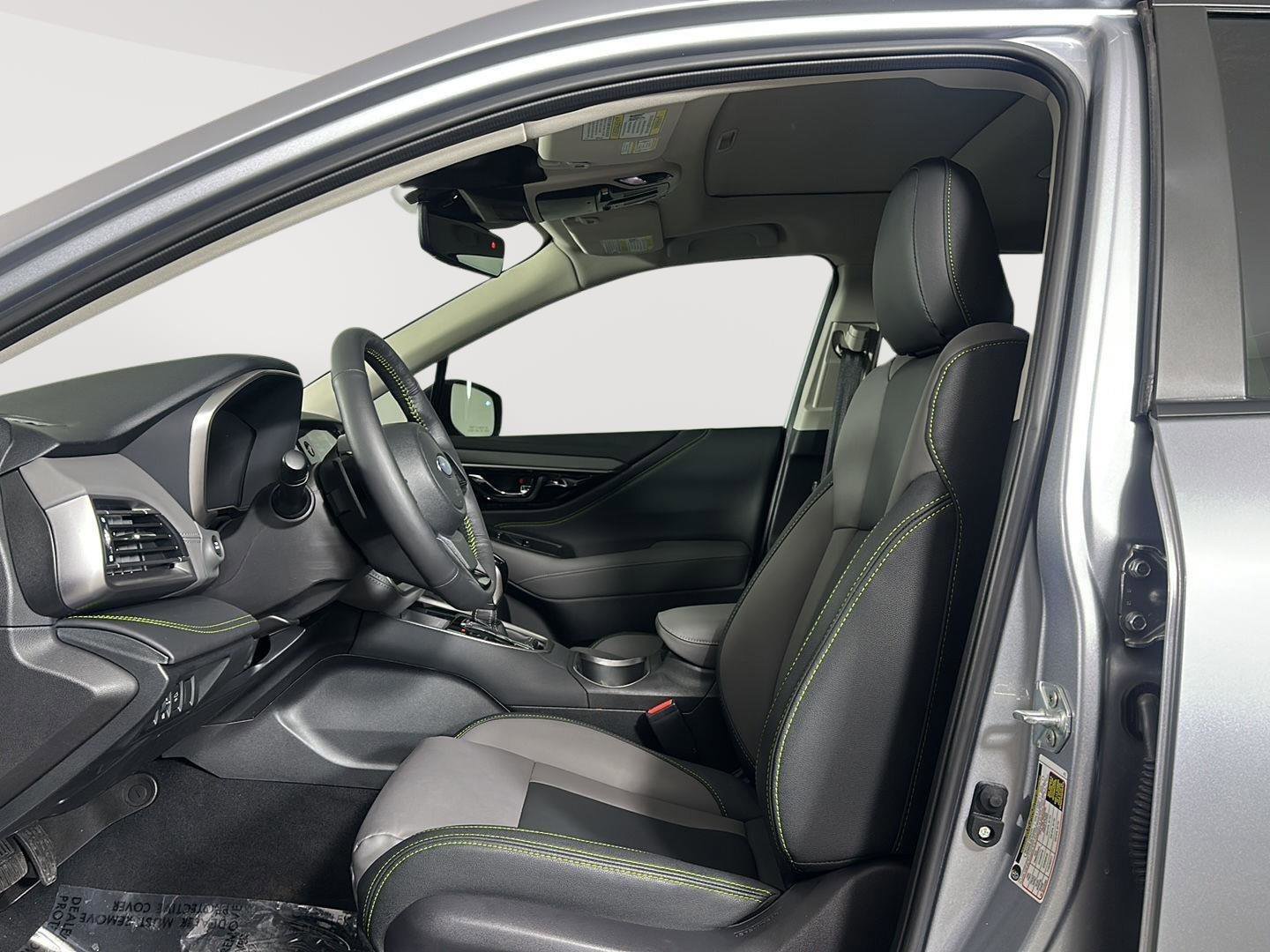 Certified 2025 Subaru Outback Onyx Edition image 5