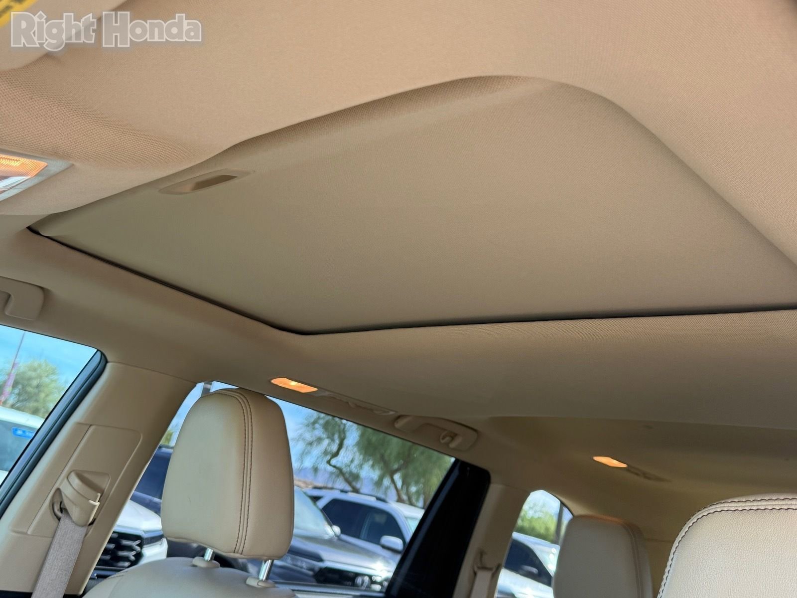 Used 2019 Toyota Highlander XLE FWD image 15