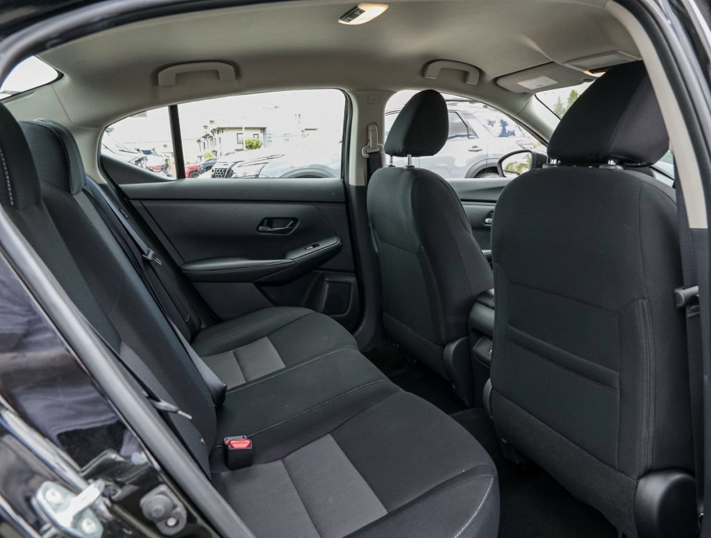Used 2025 Nissan Sentra SV FWD image 21