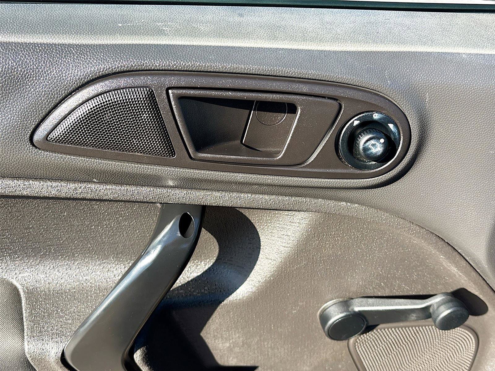 Used 2015 Ford Fiesta S image 16