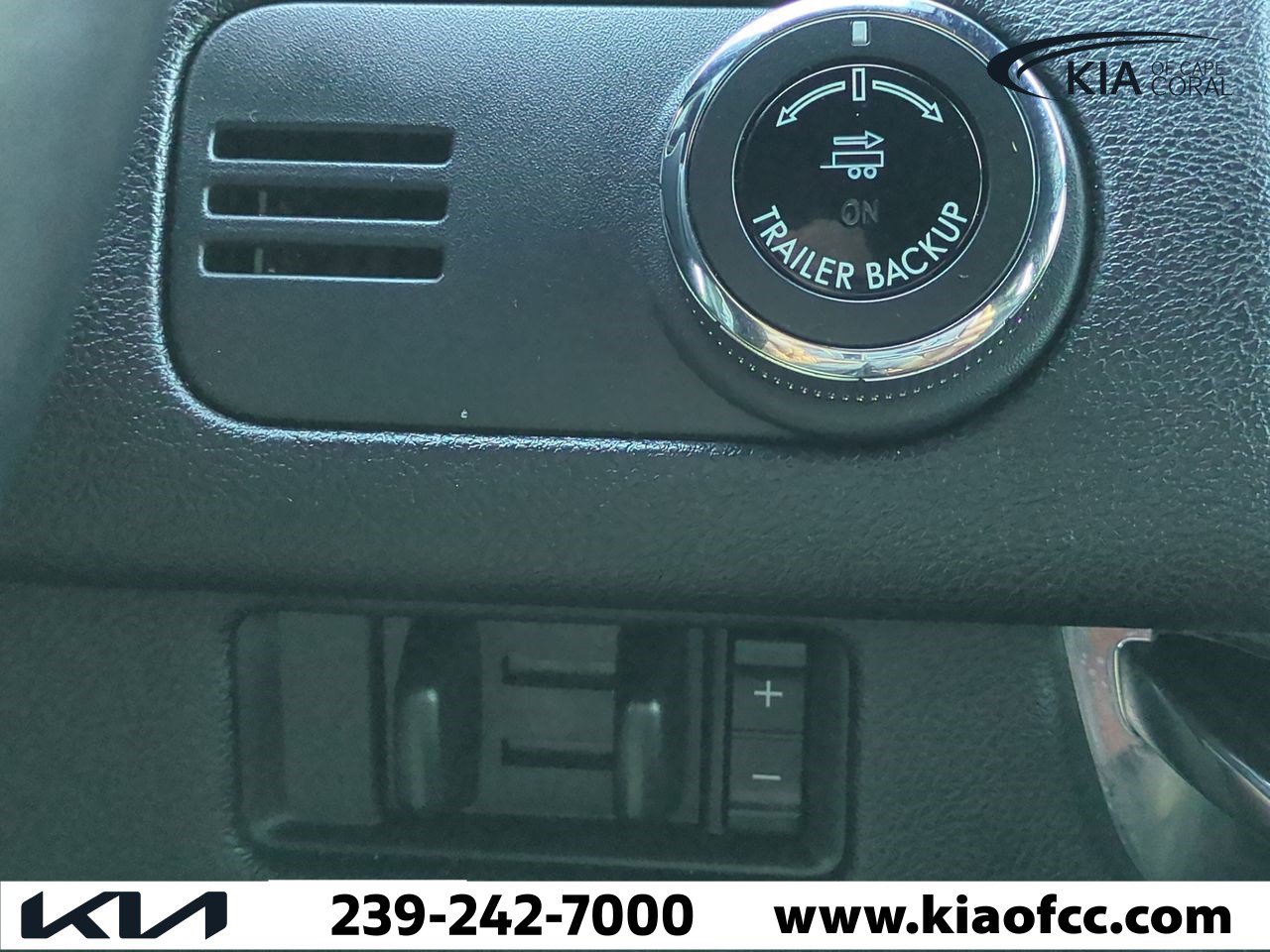 Used 2021 Lincoln Navigator Reserve w/ Luxury Package image 25