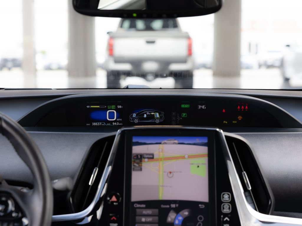 Used 2020 Toyota Prius Prime Limited FWD image 18