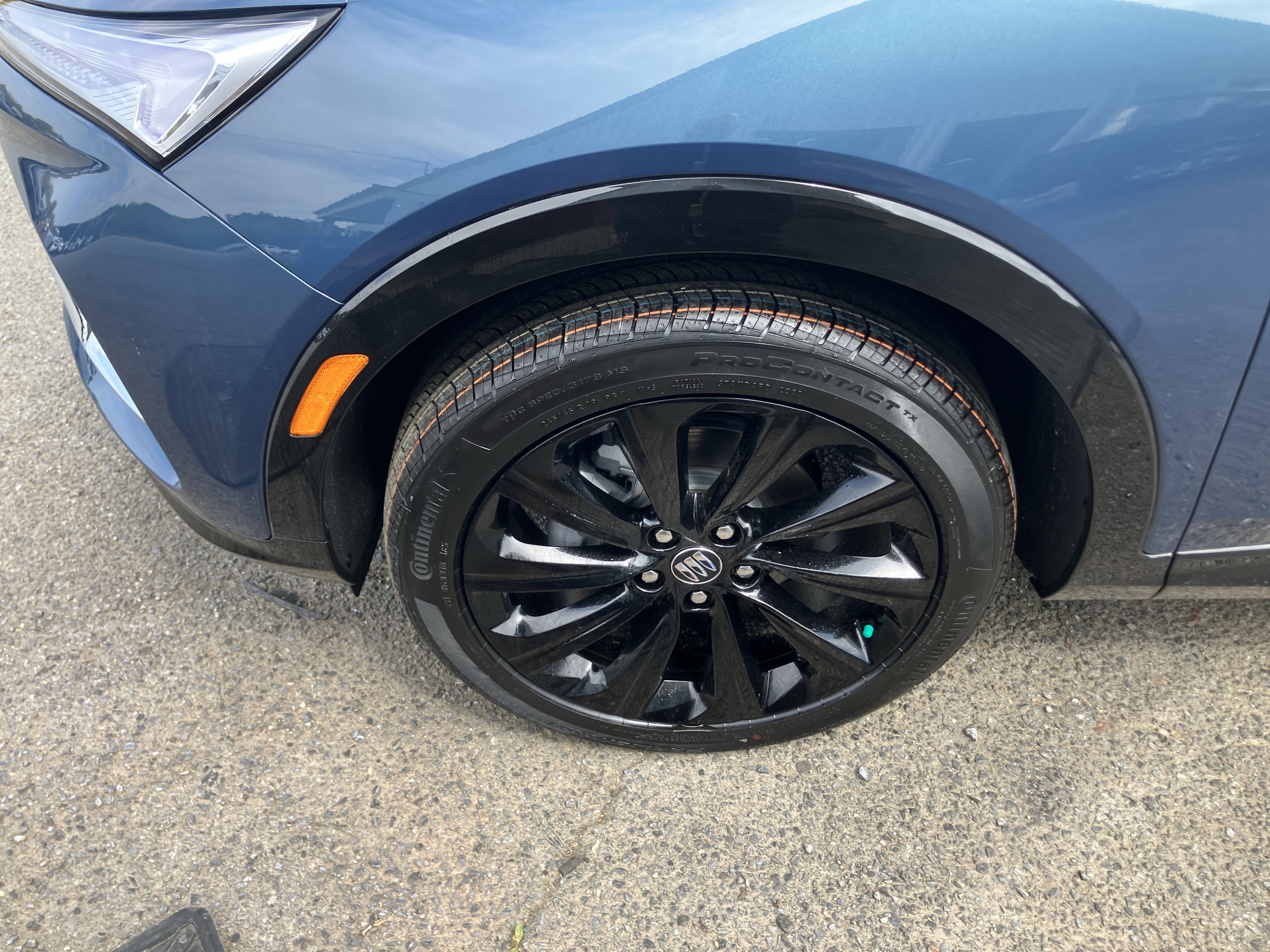 New 2026 Buick Envista Sport Touring image 2