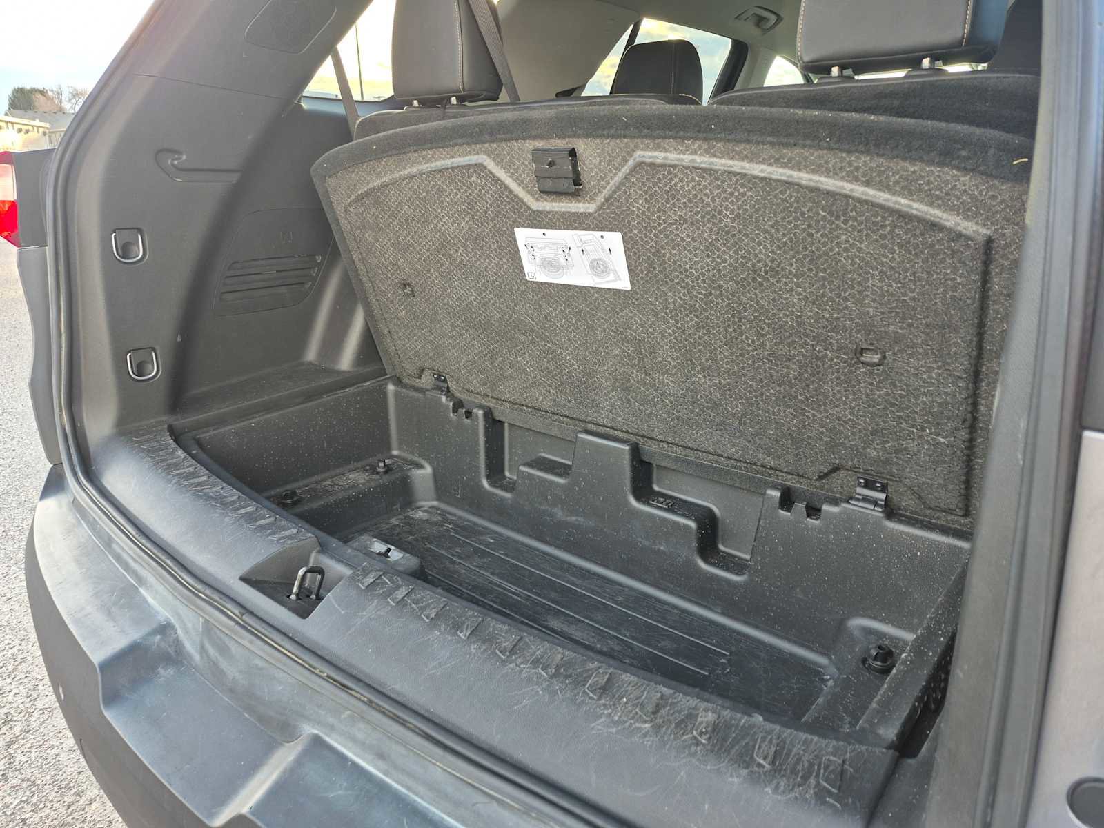 Used 2019 Chevrolet Traverse LT image 6