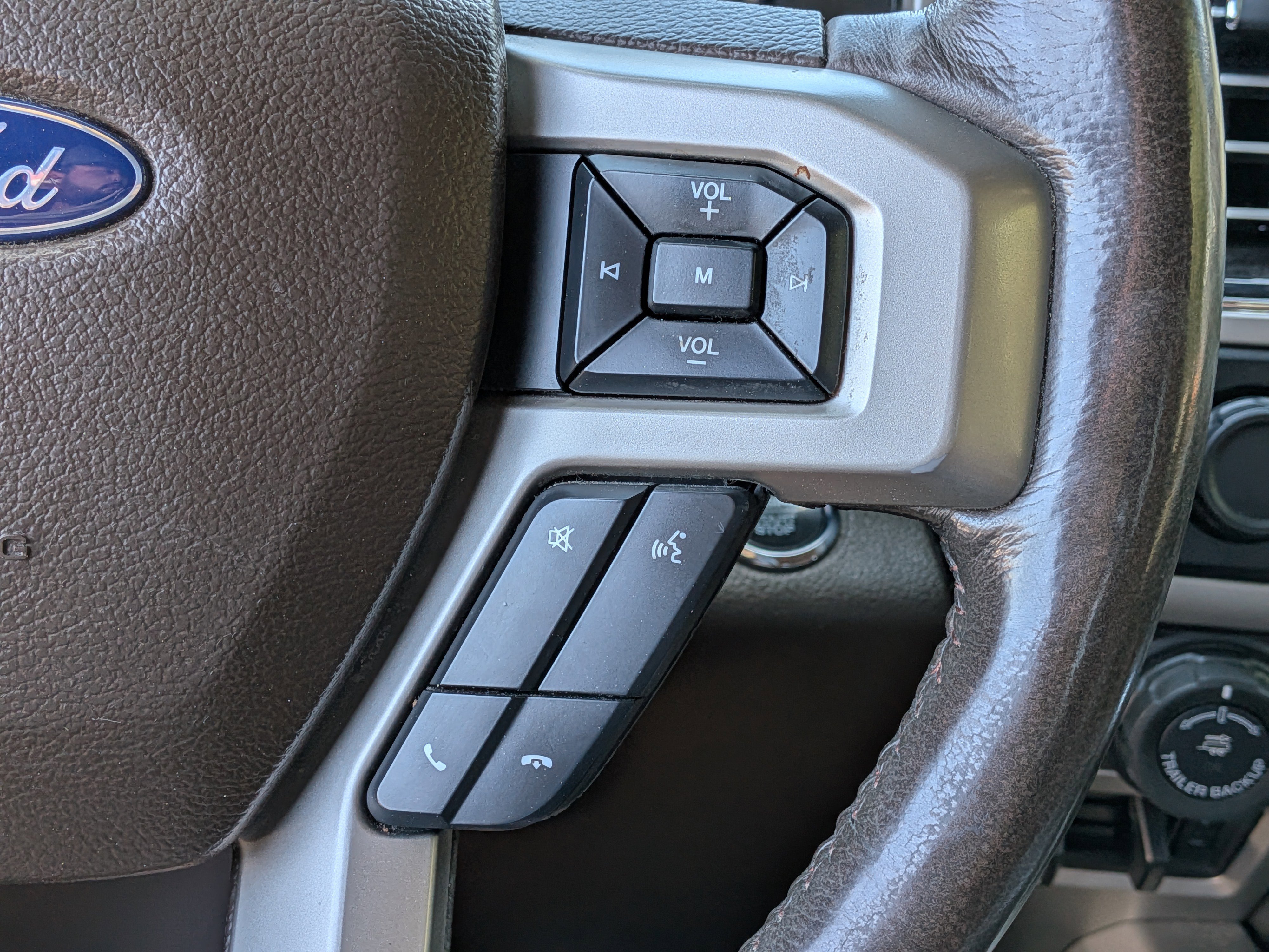 Used 2019 Ford F150 King Ranch w/ Equipment Group 601A Luxury AWD/4WD image 25