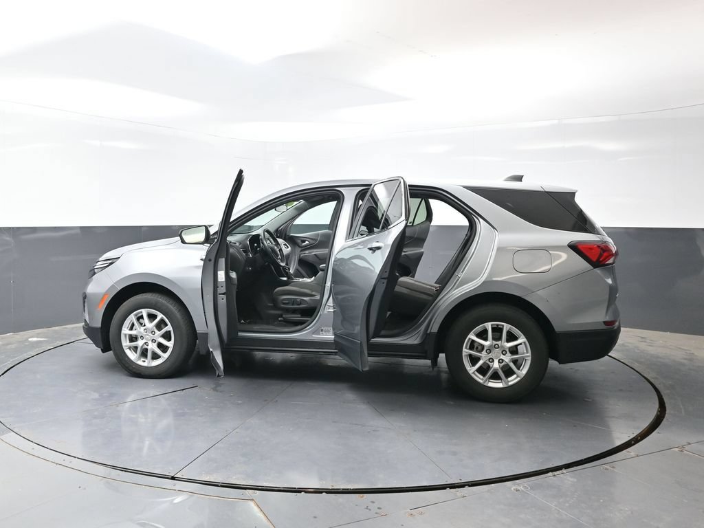 Used 2024 Chevrolet Equinox LT AWD/4WD image 60