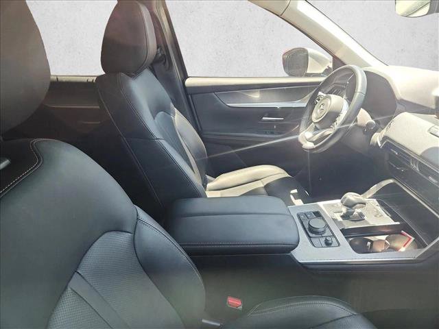 Used 2024 MAZDA CX-90 Plug-In Hybrid w/ Preferred AWD/4WD image 7