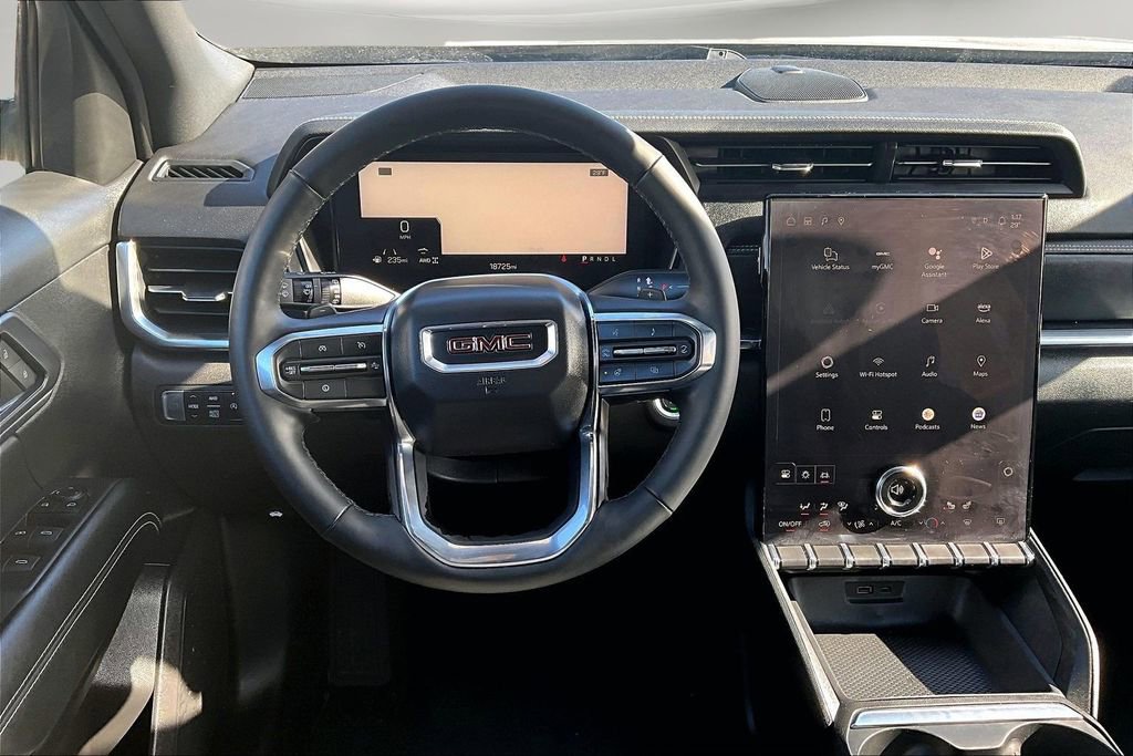 Used 2025 GMC Terrain Elevation AWD/4WD image 8