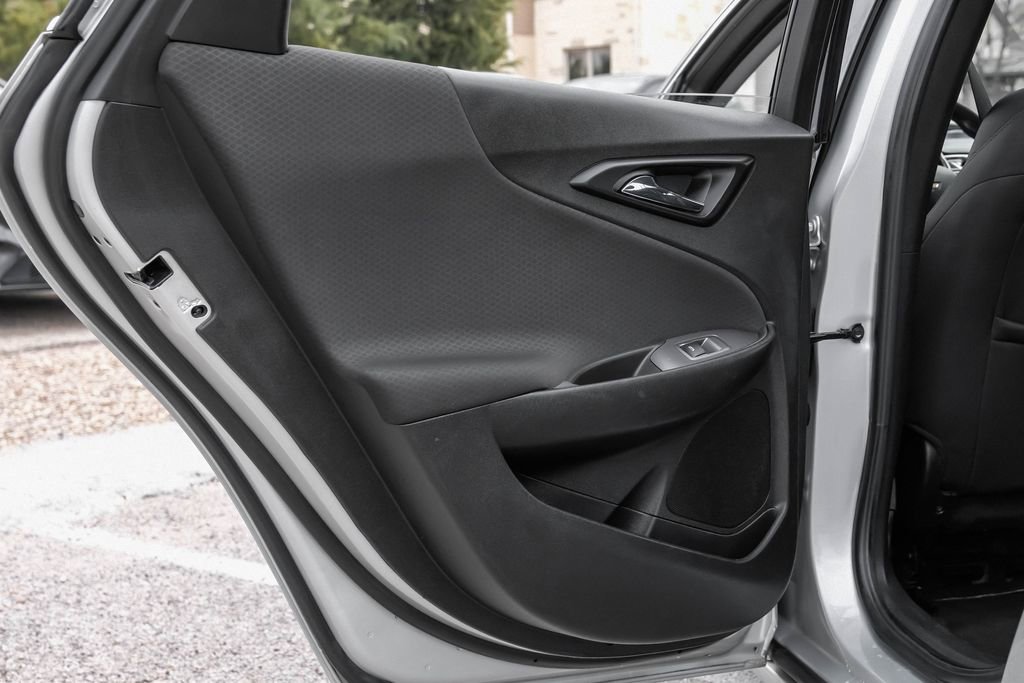 Used 2020 Chevrolet Malibu LT image 48