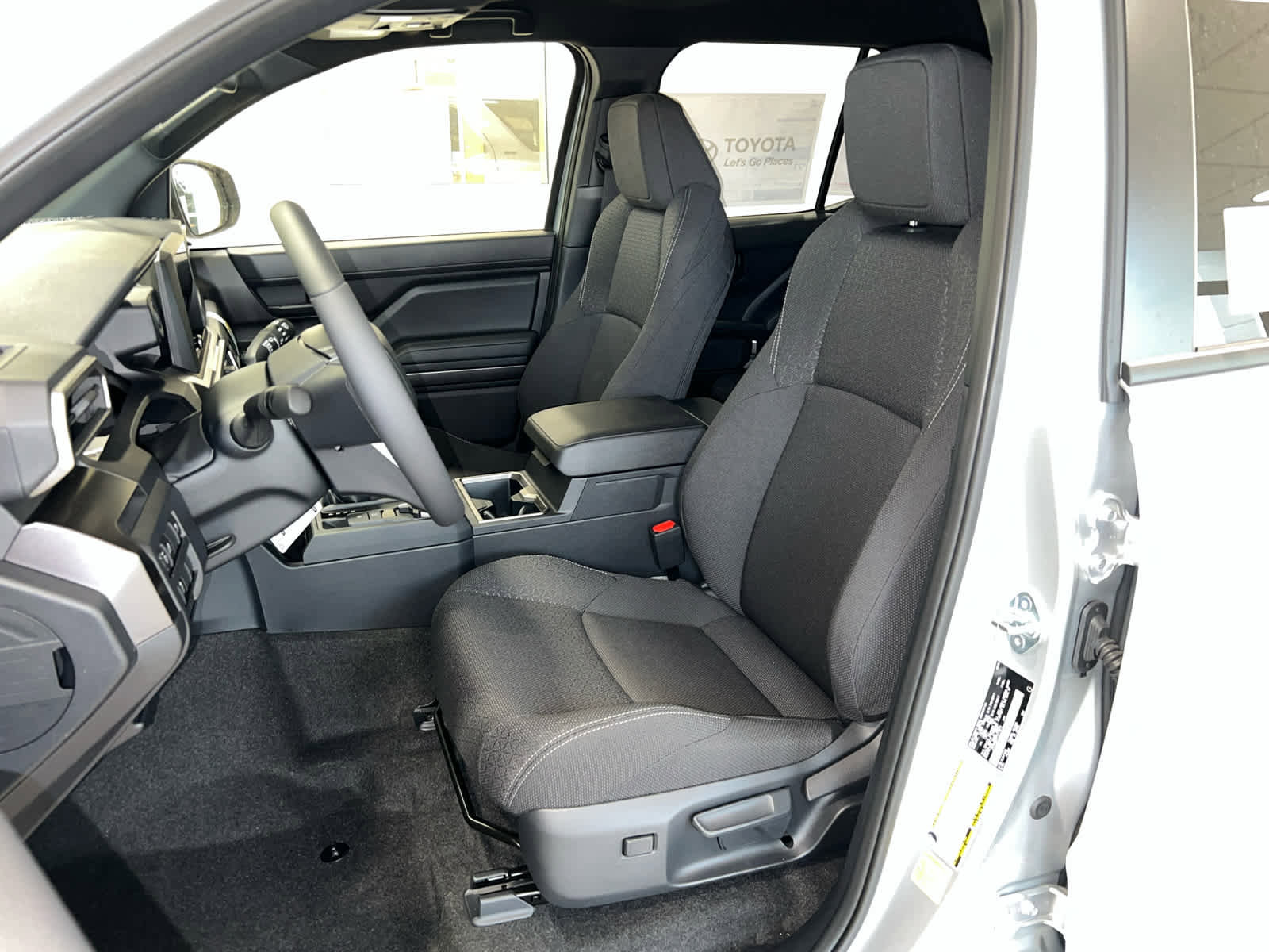 New 2026 Toyota 4Runner SR5 AWD/4WD image 12