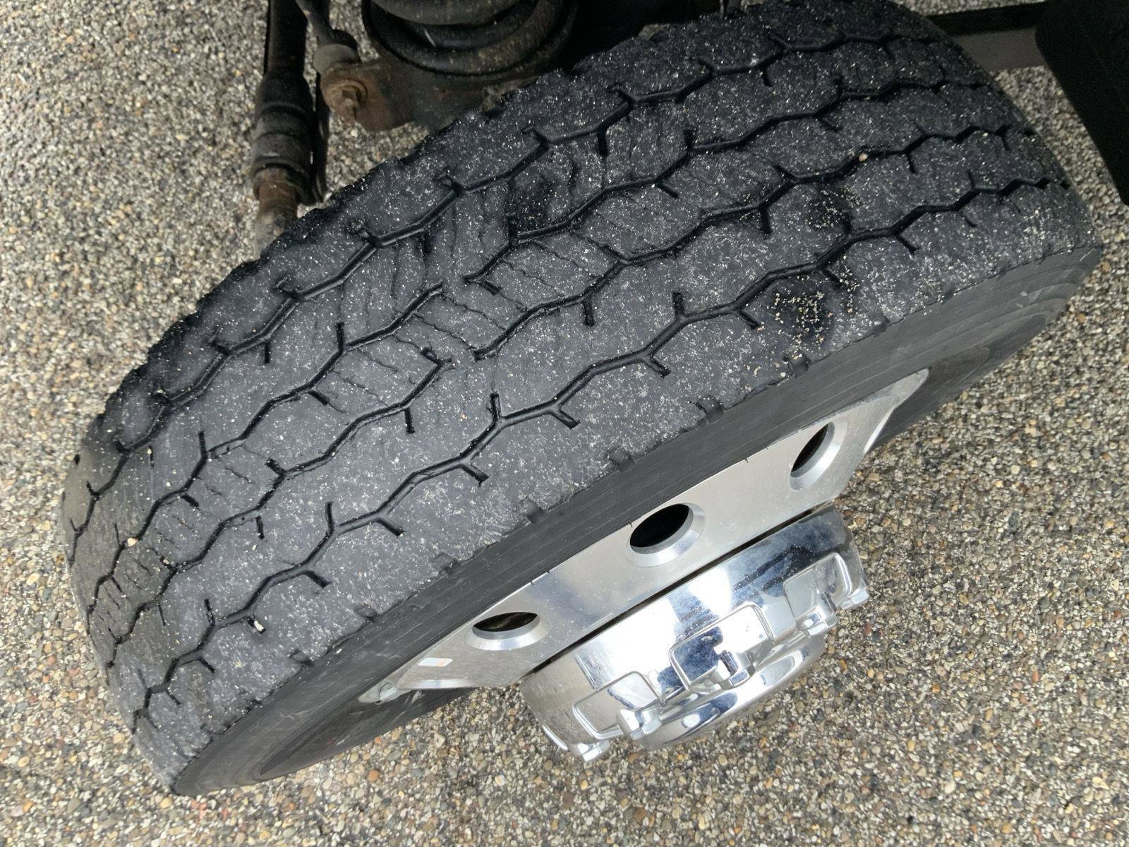 Used 2023 RAM 4500 Tradesman w/ Chrome Appearance Group image 16