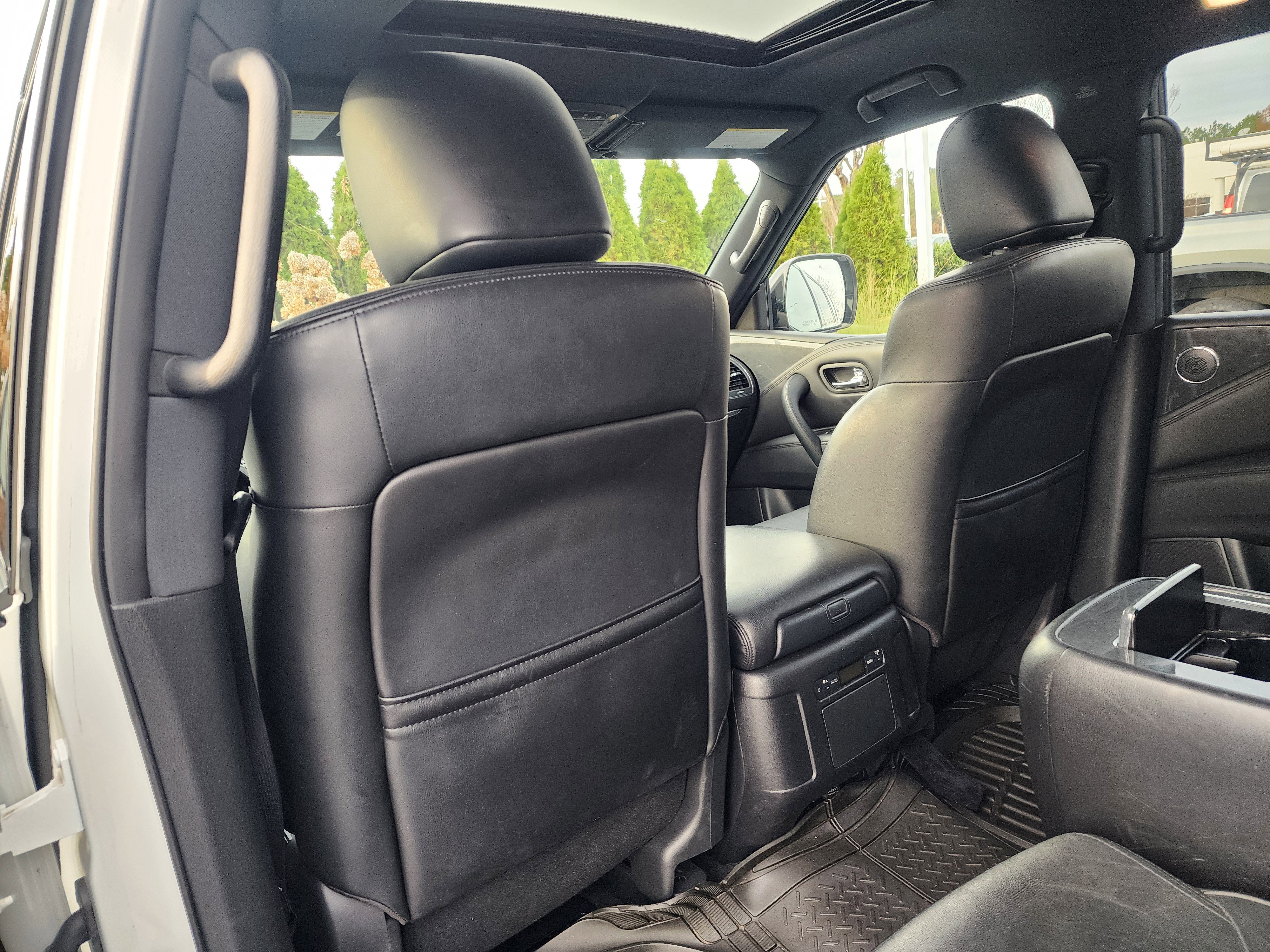 Used 2022 Nissan Armada SL w/ Midnight Edition Package image 15