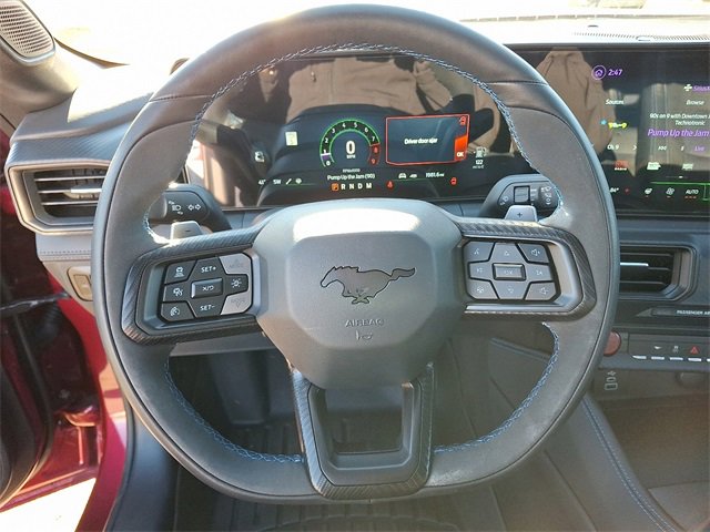 Used 2025 Ford Mustang Dark Horse image 15