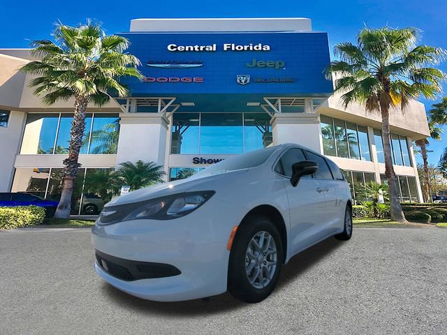 New 2026 Chrysler Voyager LX image 9