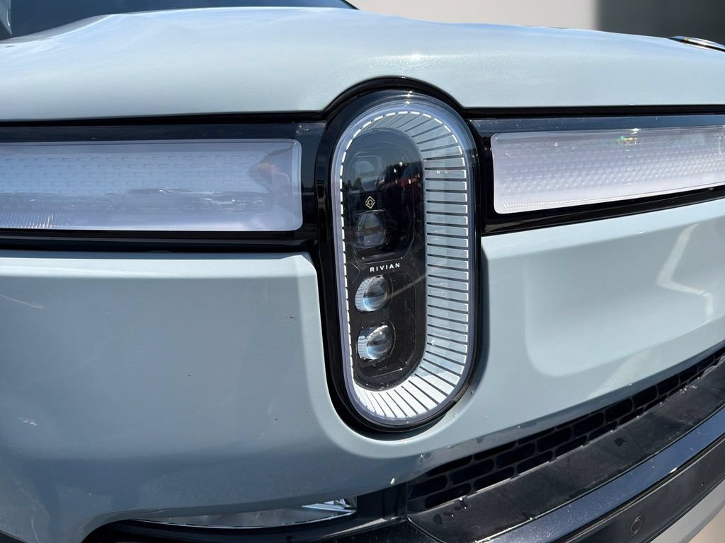 Used 2023 Rivian R1S Adventure Quad AWD/4WD image 11