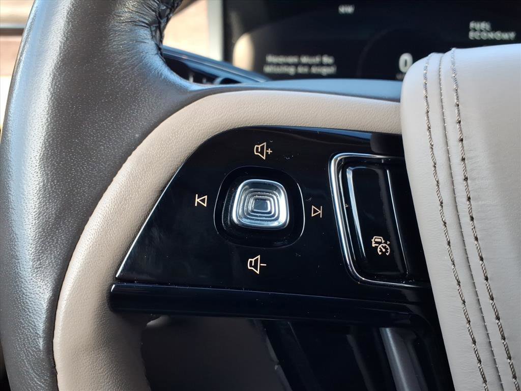 Certified 2023 Lincoln Aviator Reserve w/ Equipment Group 201A image 27