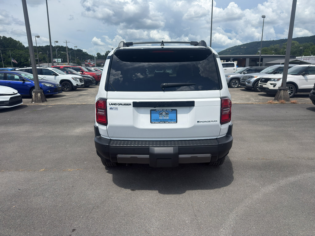 Used 2026 Toyota Land Cruiser w/ Premium Package AWD/4WD image 4