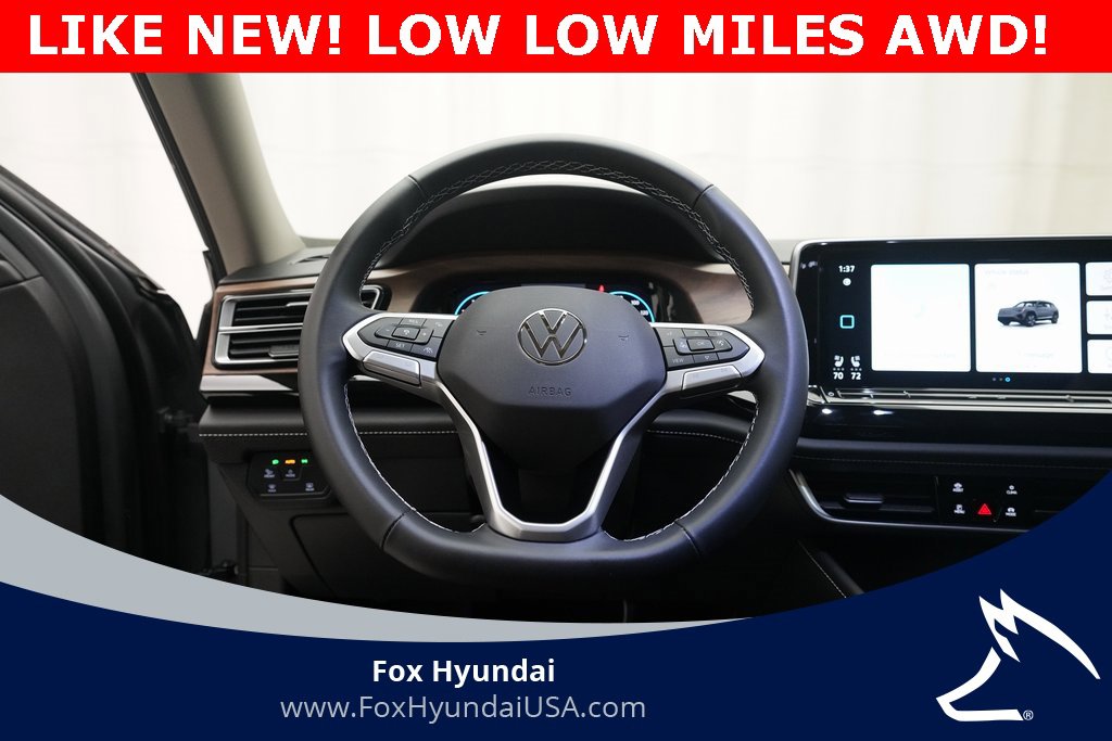 Used 2025 Volkswagen Atlas SE image 4