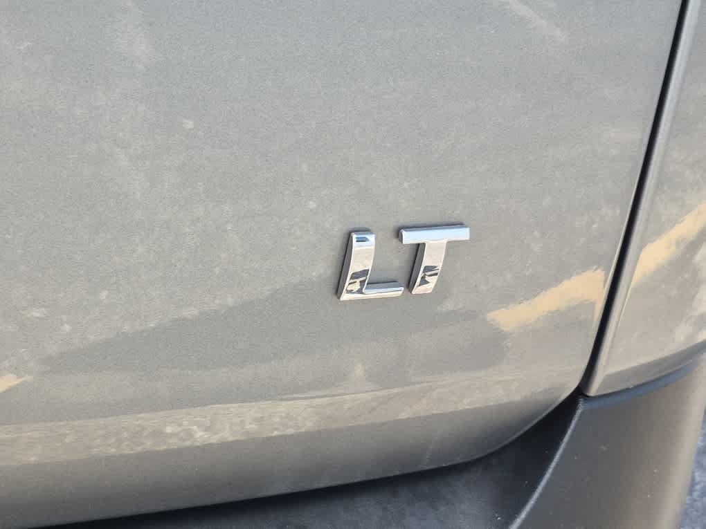 Used 2023 Chevrolet Traverse LT AWD/4WD image 23