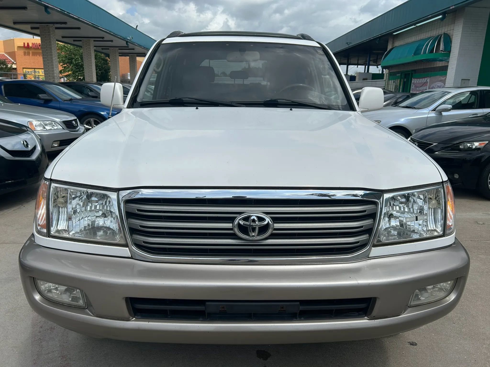 Used 2004 Toyota Land Cruiser AWD/4WD image 8