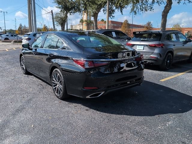 Used 2024 Lexus ES 350 w/ Premium Package image 4