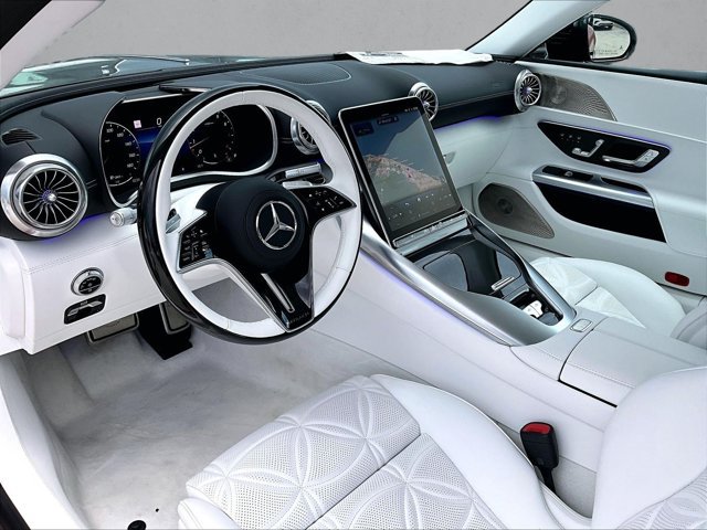 New 2026 Mercedes-Benz Maybach SL 680 image 8