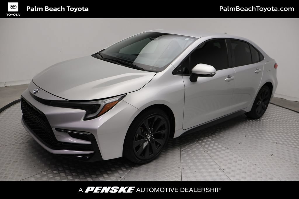 Certified 2024 Toyota Corolla SE FWD image 1