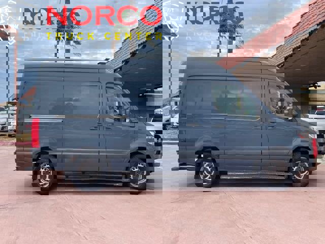 Used 2019 Mercedes-Benz Sprinter 144 image 1