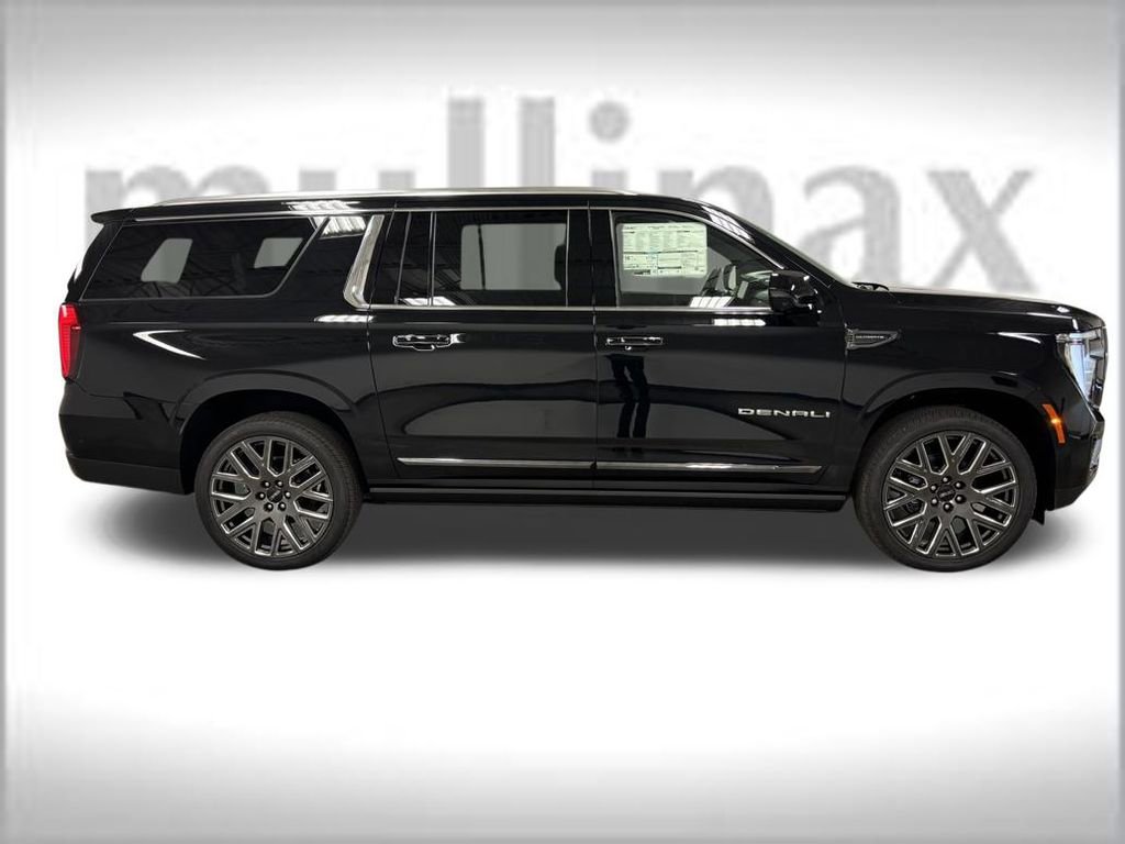 New 2026 GMC Yukon XL Denali Ultimate w/ LPO, Floor Liner Package image 21
