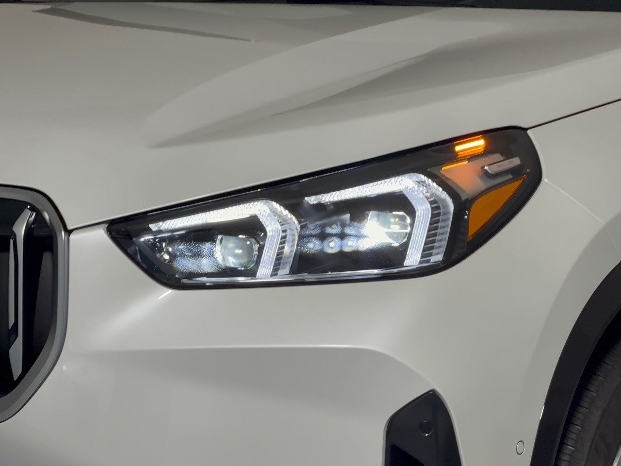 New 2027 BMW X1 xDrive28i AWD/4WD image 12
