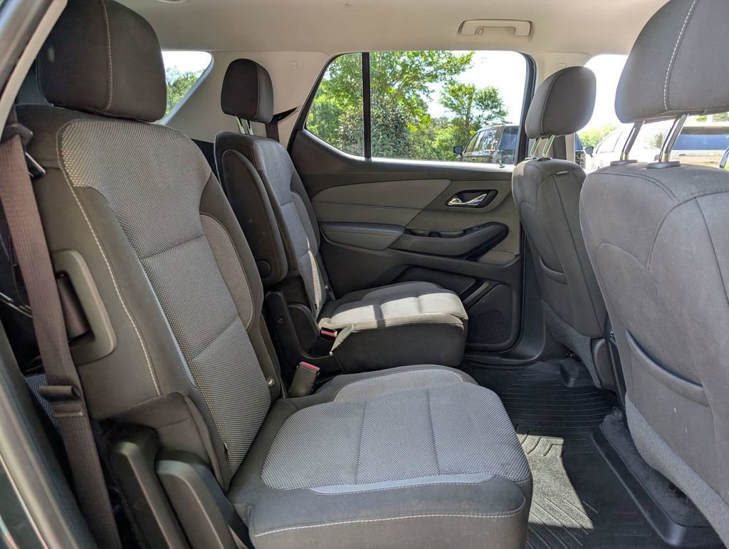 Used 2019 Chevrolet Traverse LT image 26