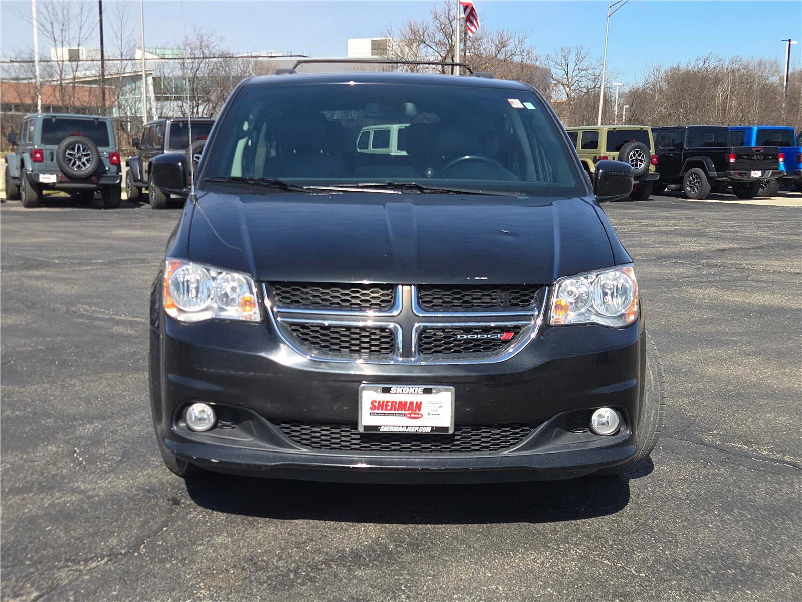 Certified 2019 Dodge Grand Caravan SXT image 5