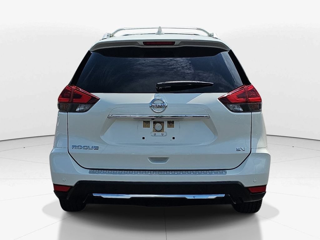 Used 2019 Nissan Rogue SV w/ Sun & Sound Touring Package FWD image 7