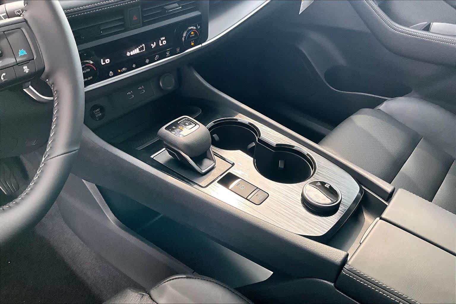 New 2026 Nissan Rogue Dark Armor AWD/4WD image 11